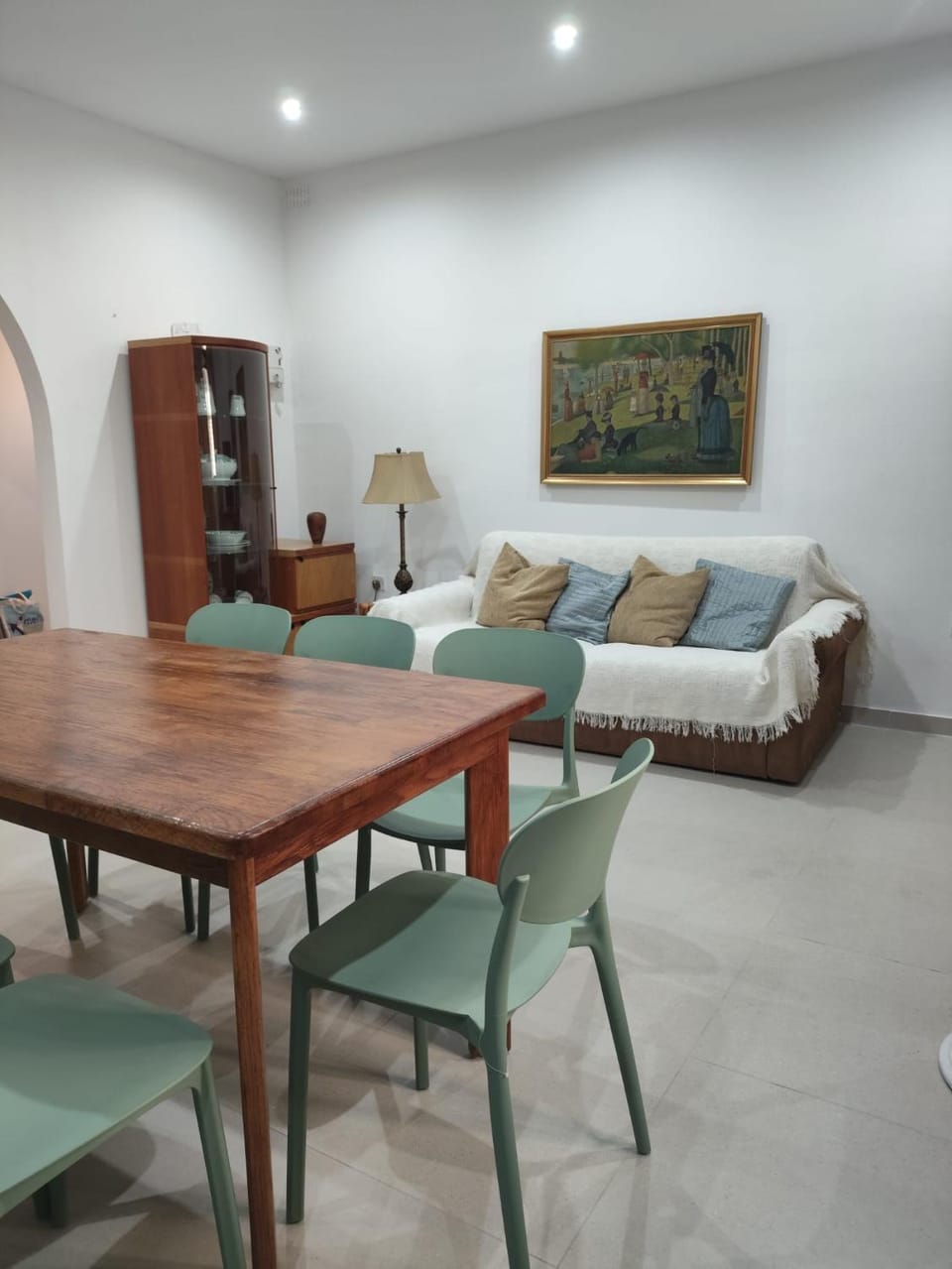 Living room, Dining area