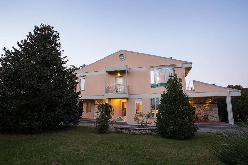 Property building, Garden, Autumn, Sunset