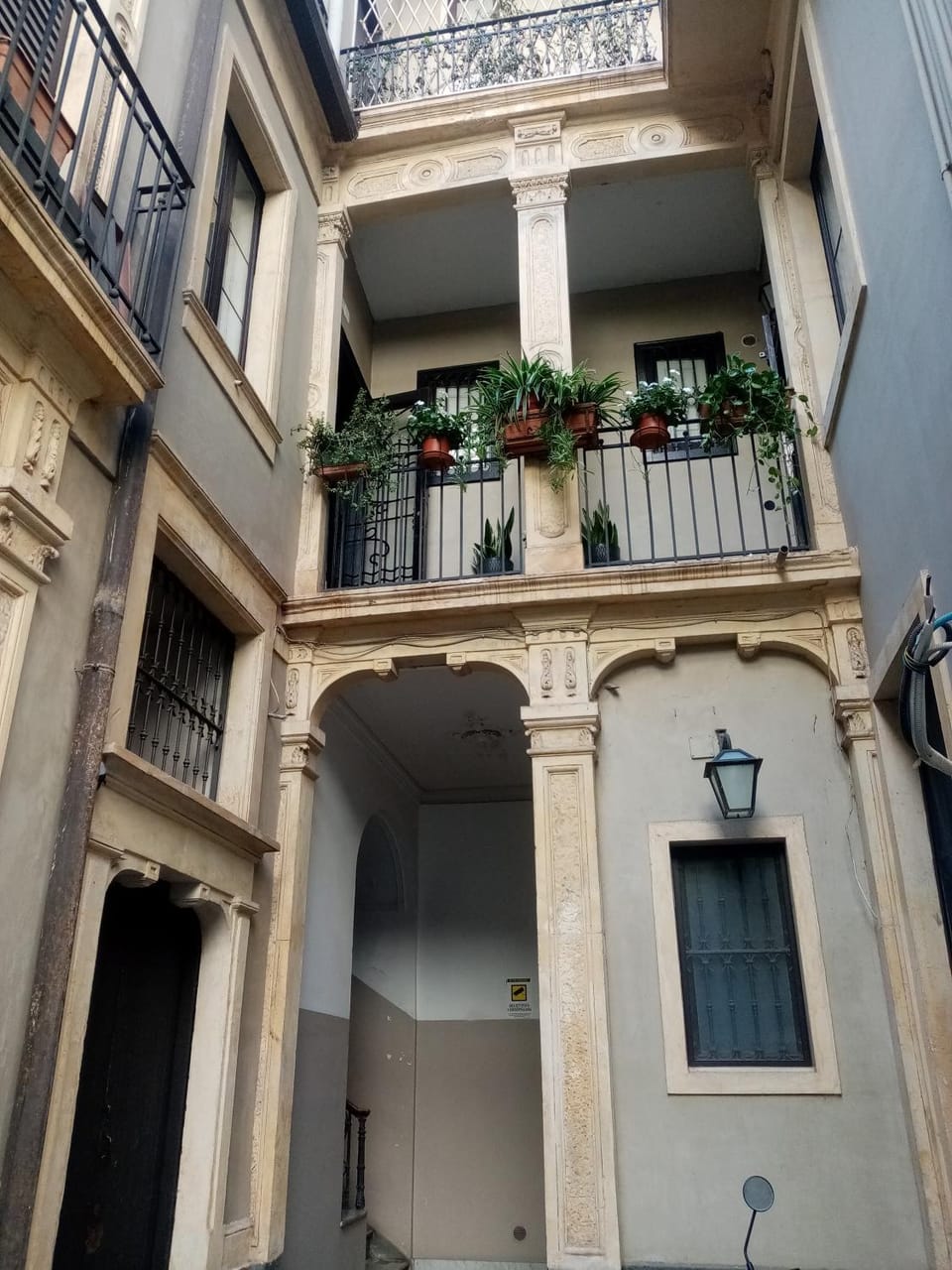 House Vintage Bed and Breakfast in Catania