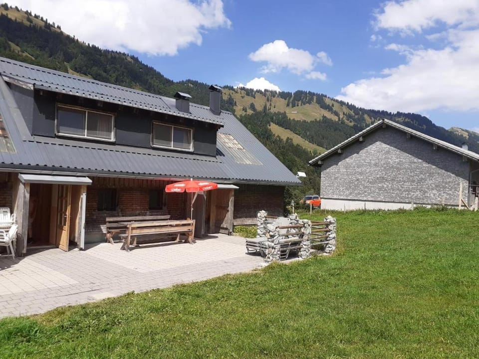 Property building, Balcony/Terrace