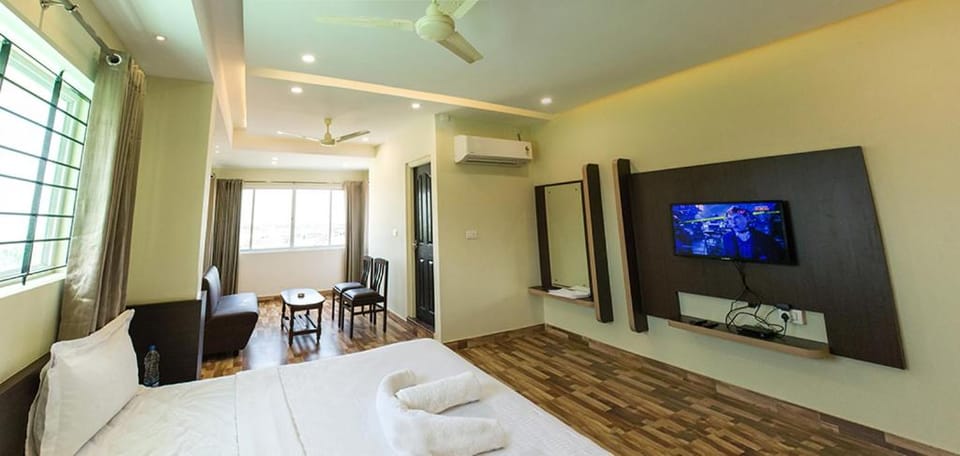 Sea view, cot