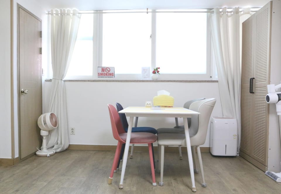 Seoul Station Joey House Apartment in Seoul