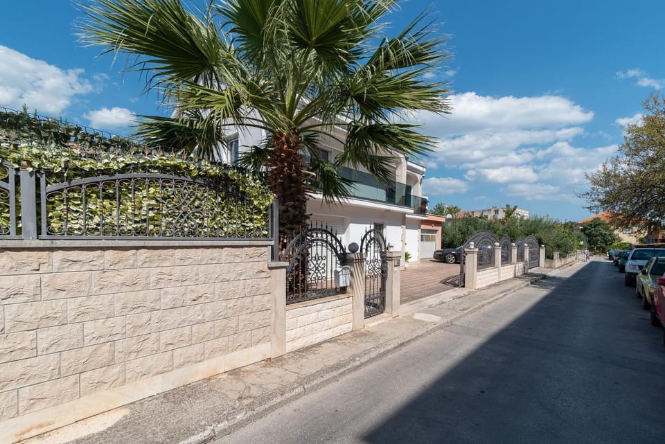 Vila Snjezana Villa in Trogir