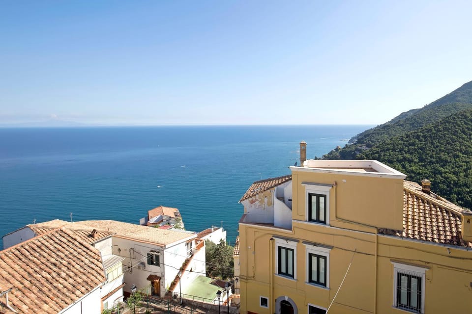 City view, Landmark view, Mountain view, Sea view, Street view