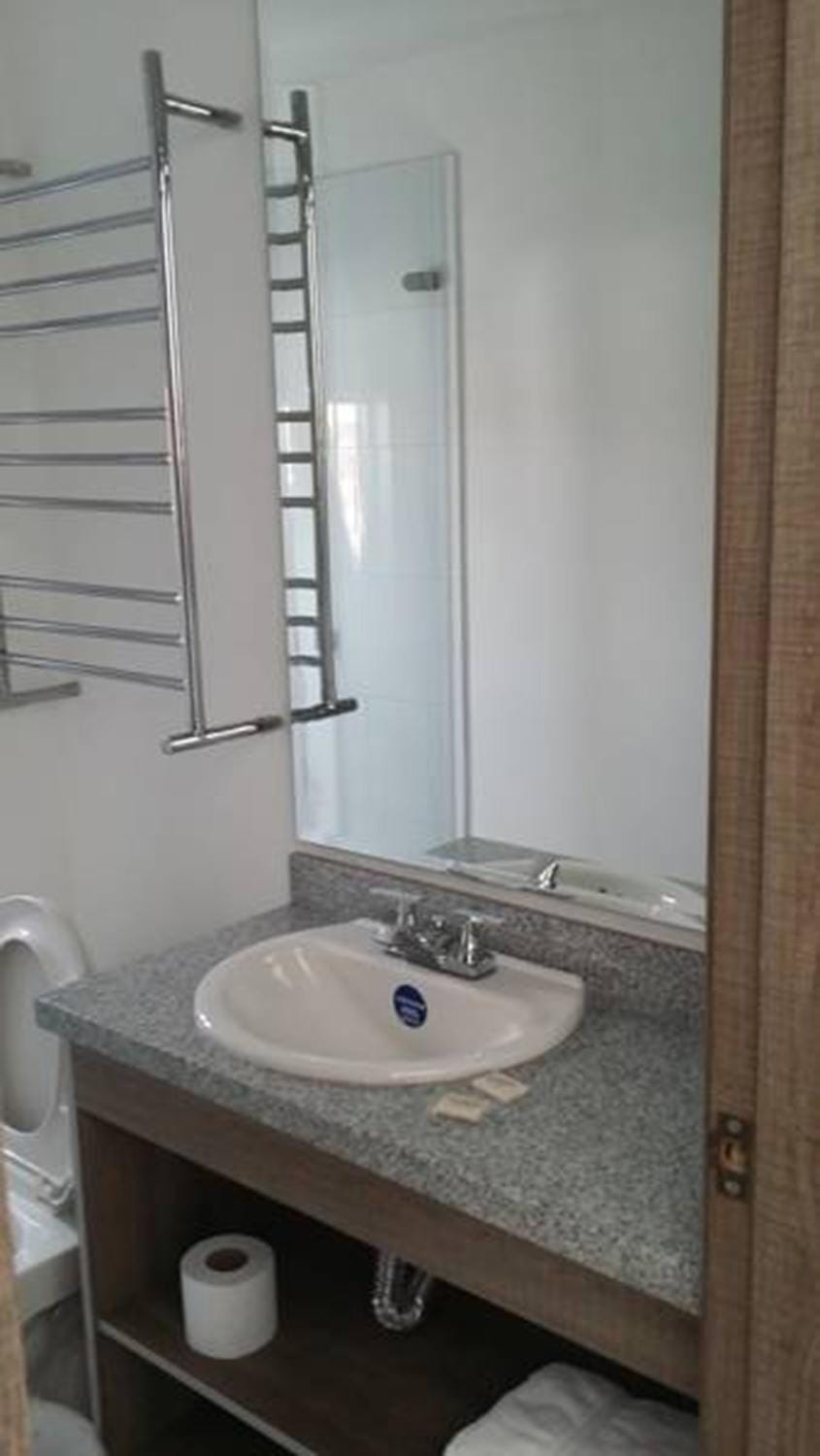Bathroom, Decorative detail