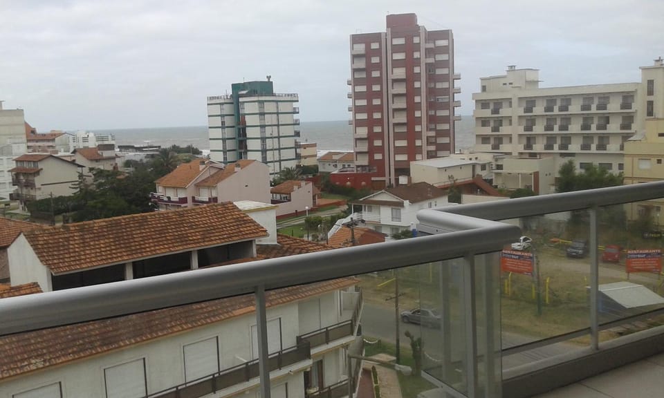 Balcony/Terrace, City view, Sea view, Street view