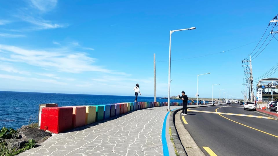Nearby landmark, Neighbourhood, Natural landscape, Beach, Sea view
