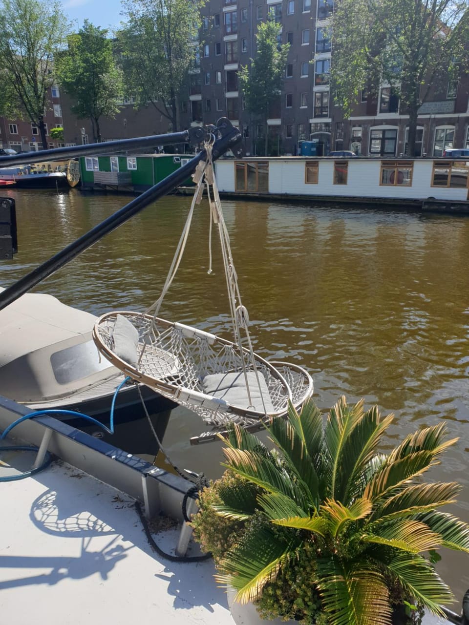 Luxurious 110m² 3br Houseboat in Amsterdam Centre! Docked boat in Amsterdam