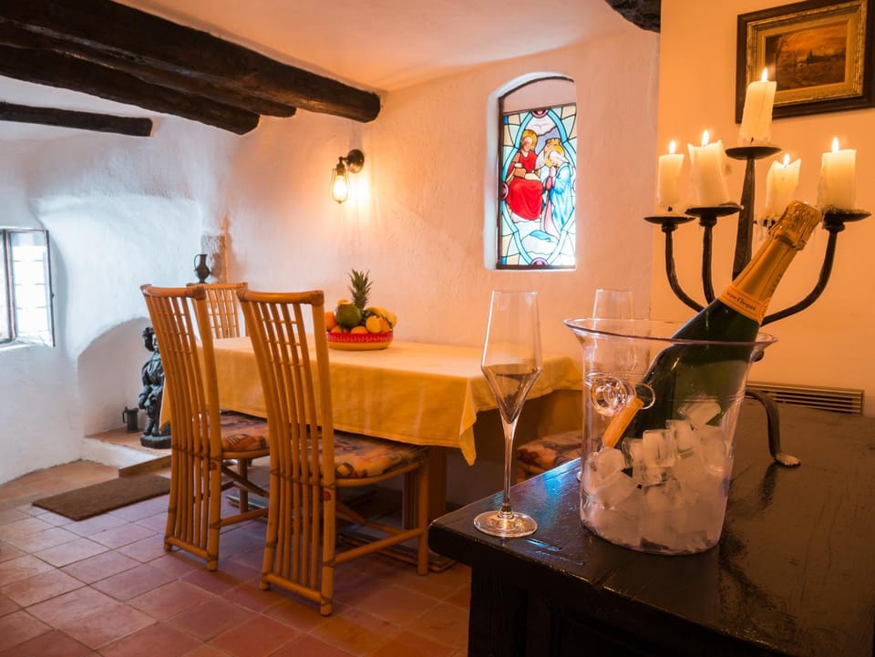 Eze Monaco middle of old town of Eze Vieux Village Romantic Hideaway with spectacular sea view House in Eze