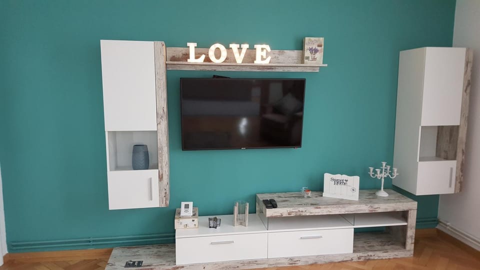 TV and multimedia, Living room