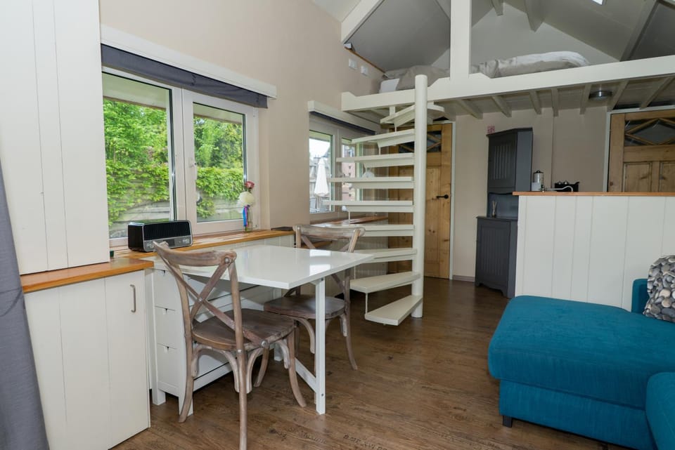 Property building, Dining area