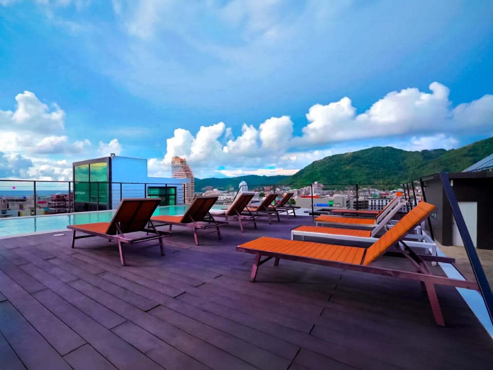 Patio, Swimming pool
