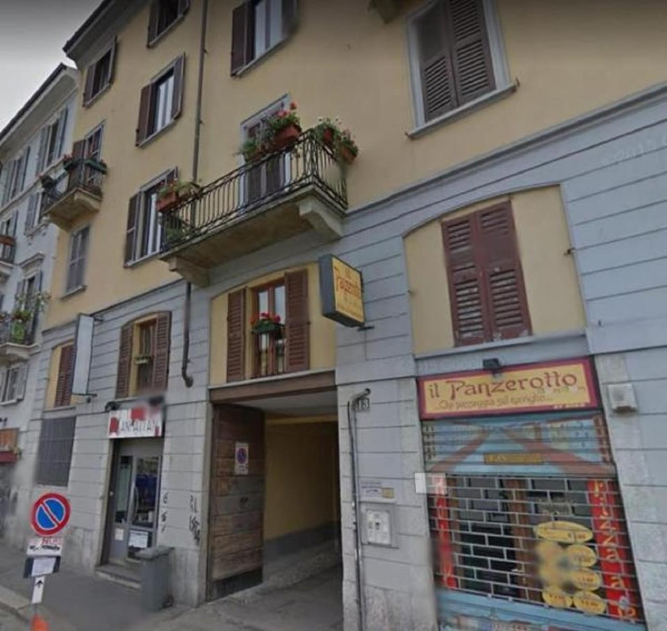 Facade/entrance, Street view