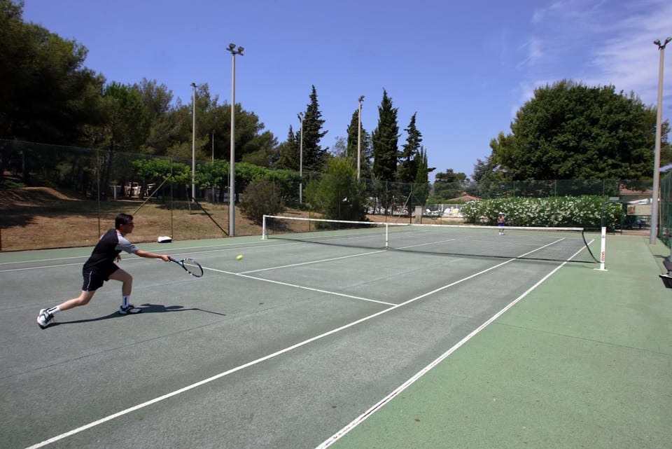 Tennis court