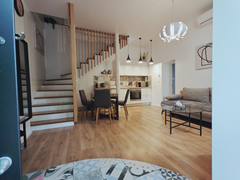 Kitchen or kitchenette, Living room, Seating area
