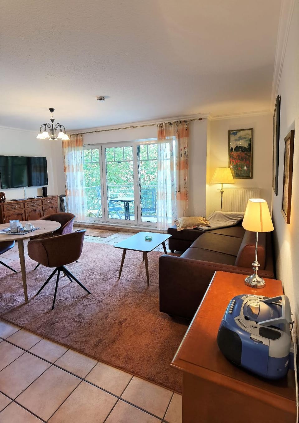 TV and multimedia, Living room