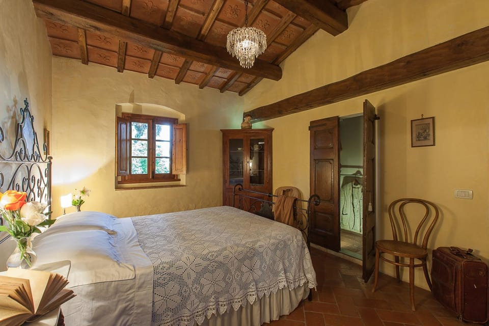 Bed, Photo of the whole room, Bedroom, wardrobe