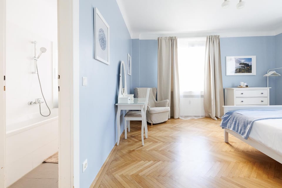 Bed, Bathroom, Bath