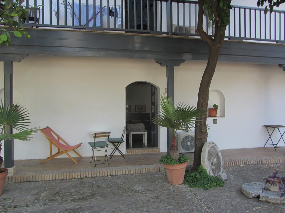 Patio, Facade/entrance, Balcony/Terrace