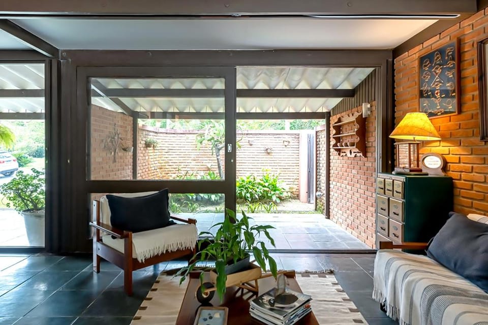Casa na Marina com piscina churrasqueira e píer House in State of São Paulo