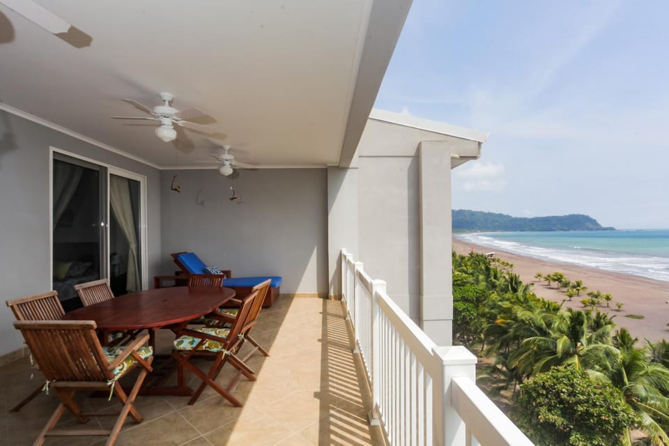 The Palms 703 Apartment in Jaco