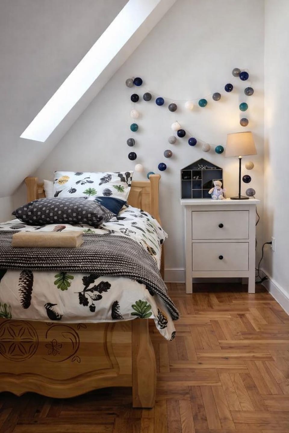 Bed, Photo of the whole room, Bedroom, children