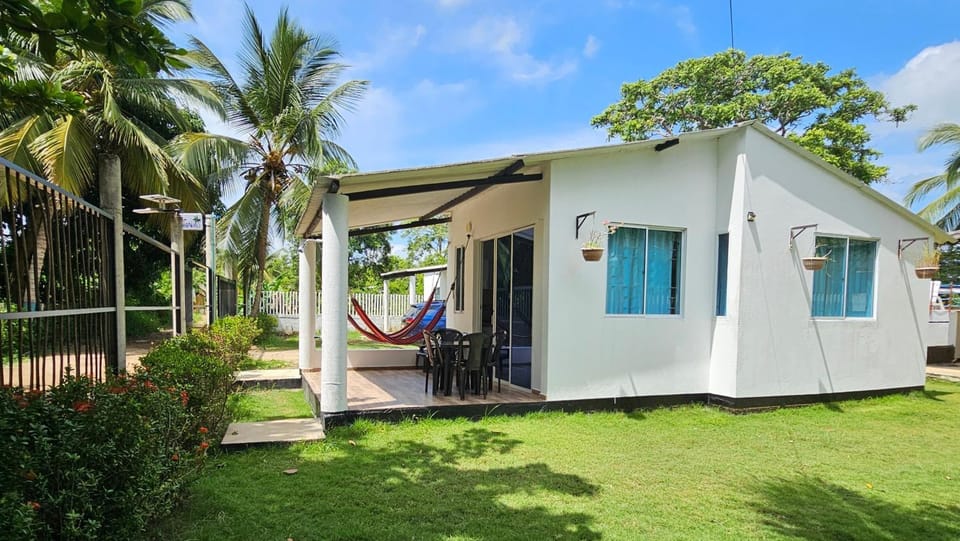 Property building, Patio, Garden, Garden view