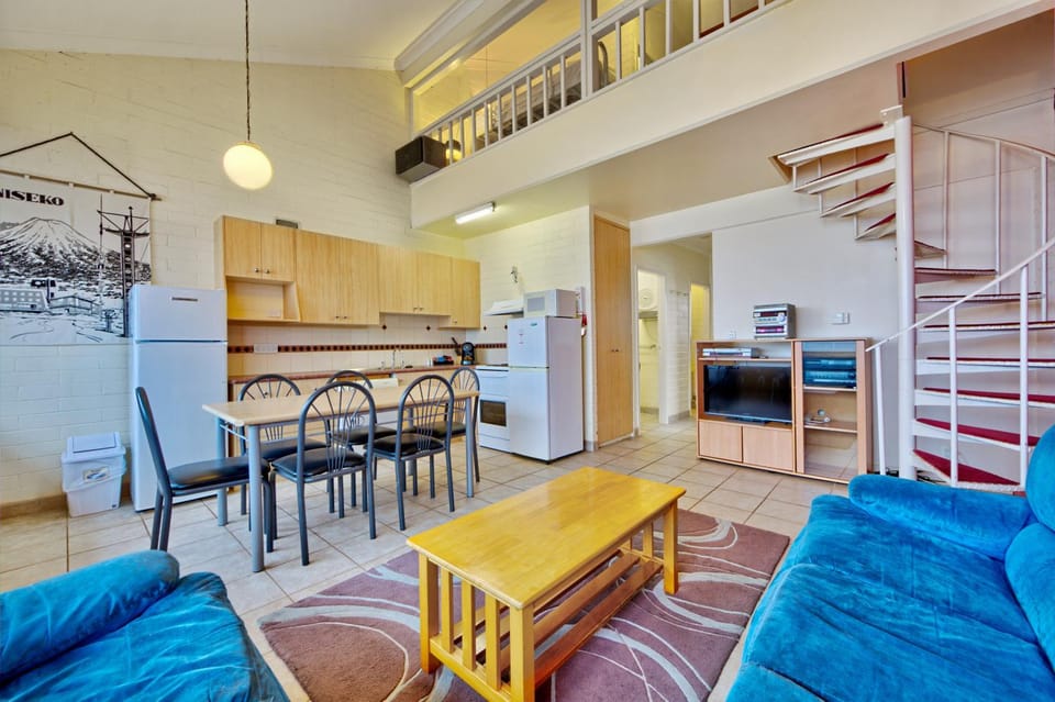 Kitchen or kitchenette, Living room, Dining area