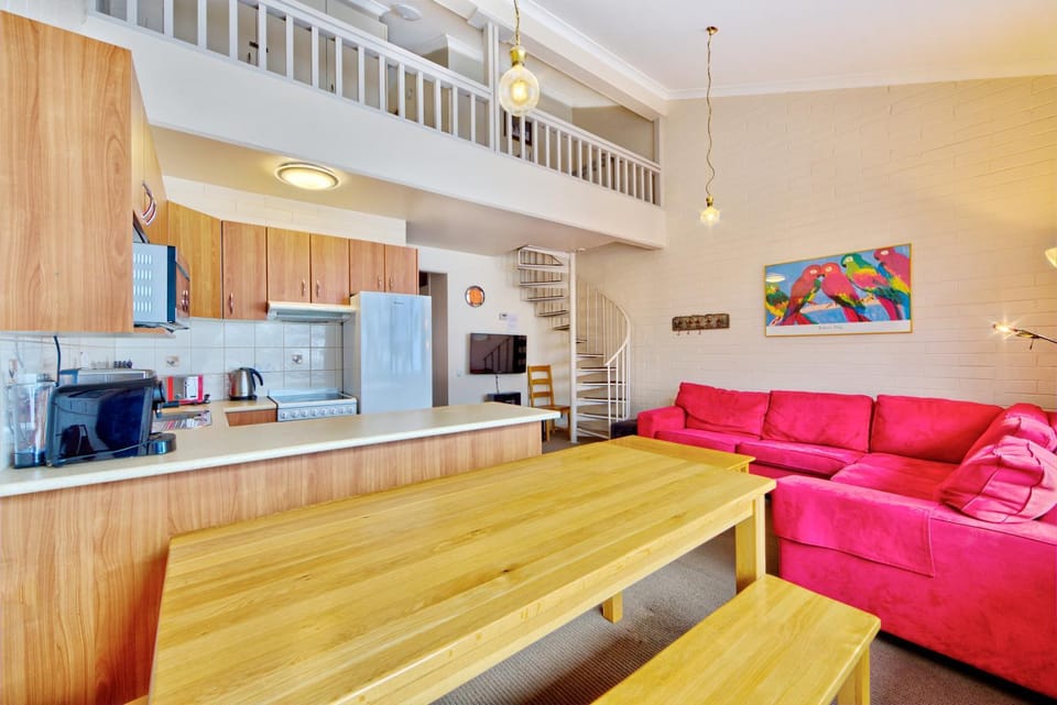 Kitchen or kitchenette, Living room, Dining area