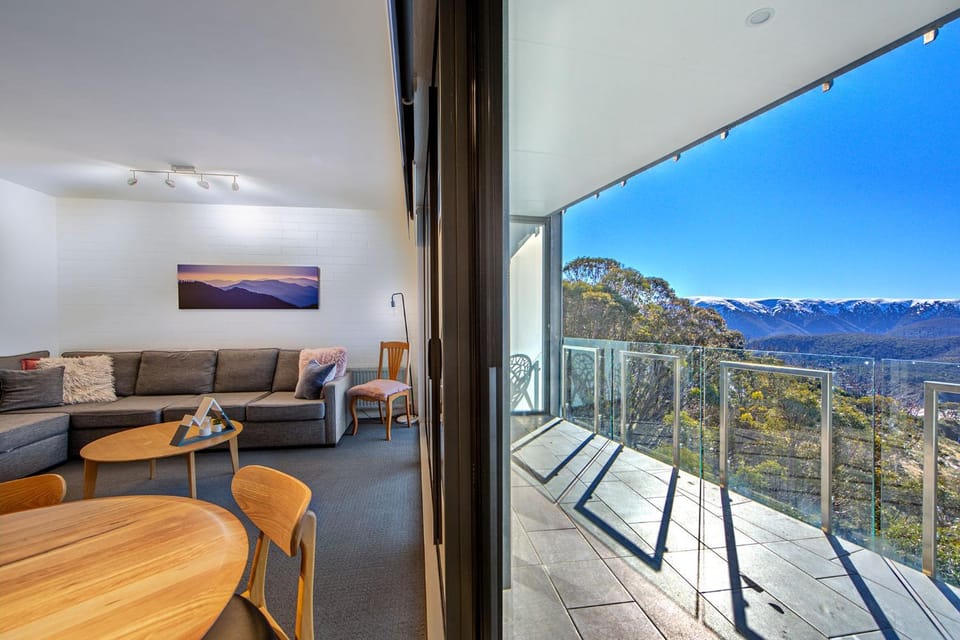 Snow Ski Apartments 24 Apartment in Falls Creek