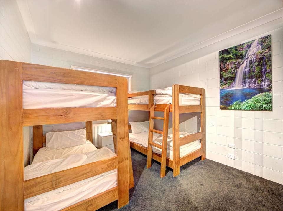 bunk bed