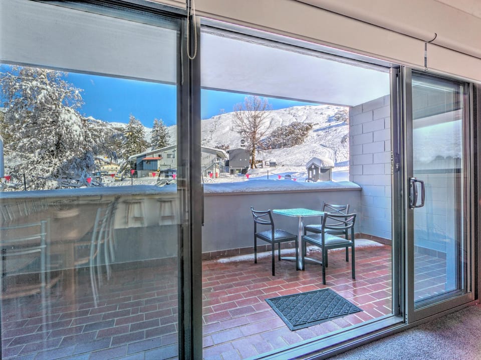 Patio, View (from property/room), Balcony/Terrace, Mountain view