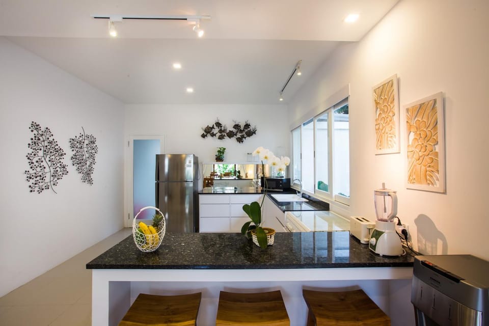 Kitchen or kitchenette, Breakfast, Continental breakfast, Buffet breakfast, Asian breakfast, Italian breakfast, English/Irish breakfast, American breakfast