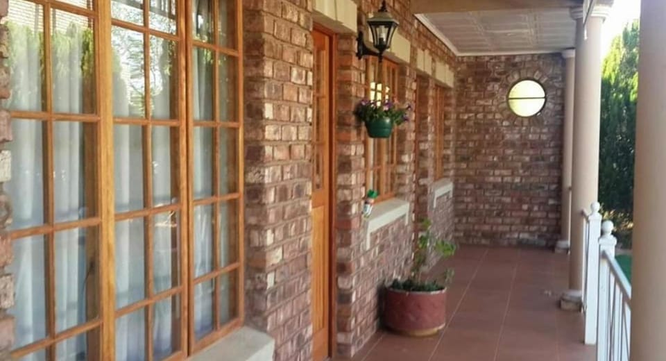 Camelot Estate Lodging Bed and Breakfast in South Africa