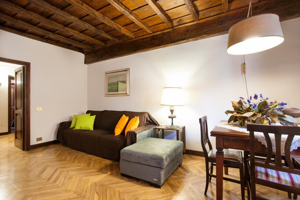 Il Monte degli Orsini Apartment in Rome
