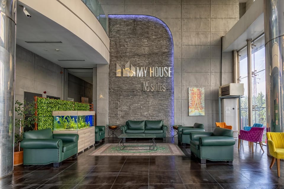 Lobby or reception, Seating area