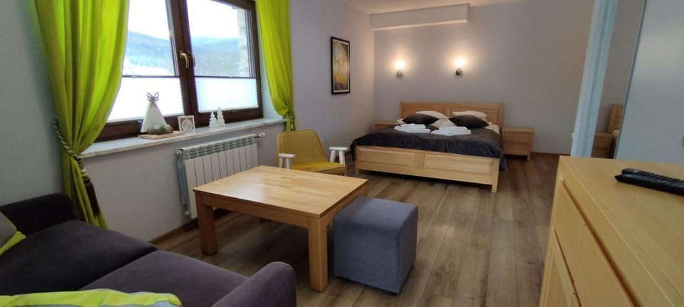 Apartamety i Pokoje Gościnne Na Jaskółczej Villa in Lower Silesian Voivodeship