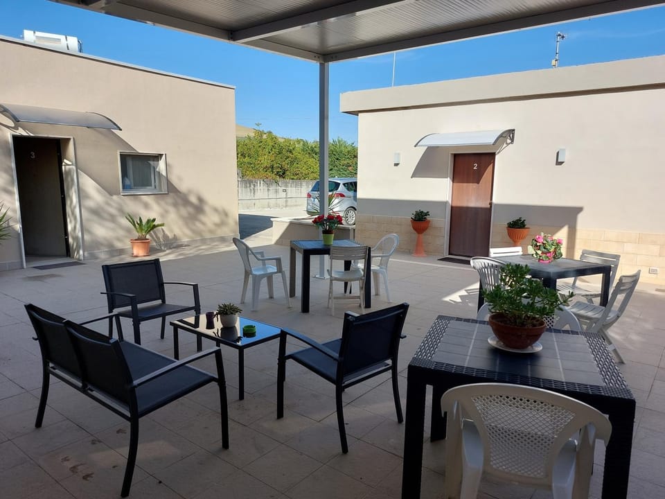 Patio, Balcony/Terrace