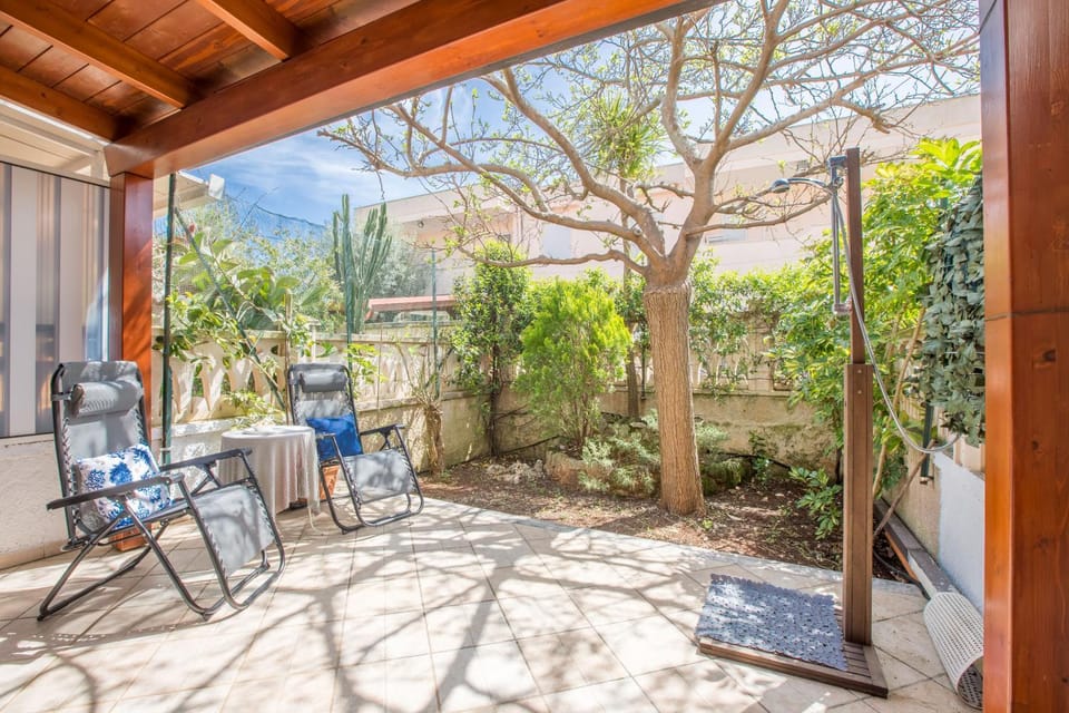 Patio, Garden