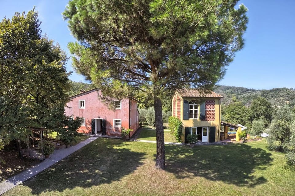 Property building, Garden