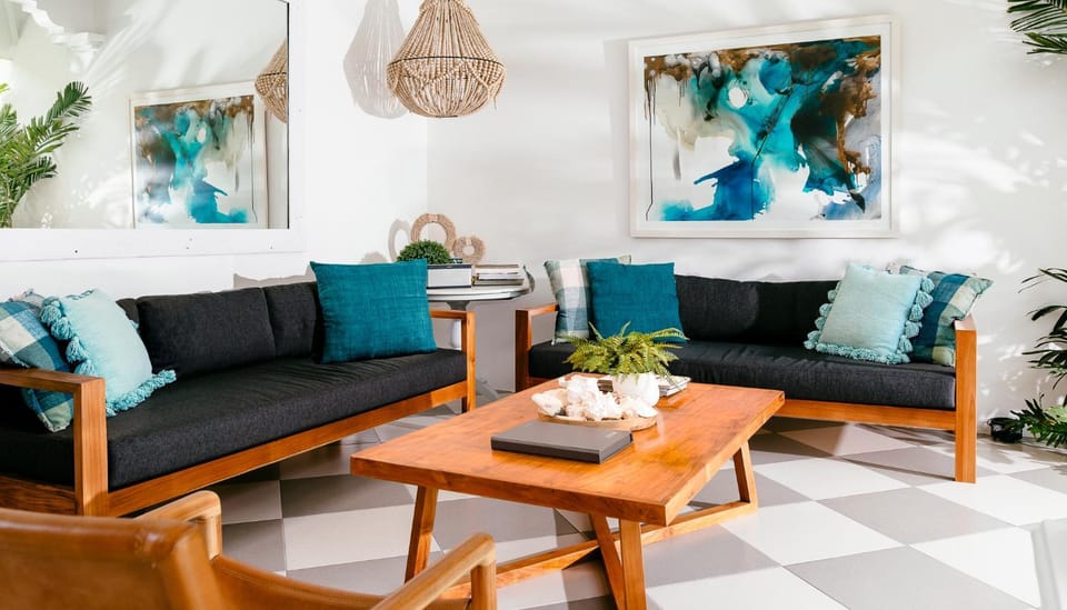 Living room, Seating area