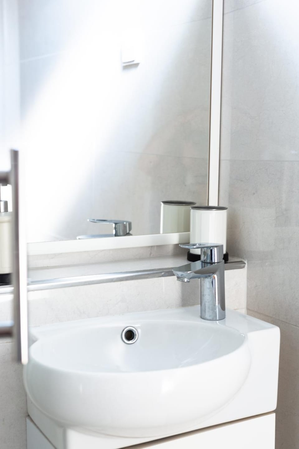 Toilet, Bathroom, Decorative detail