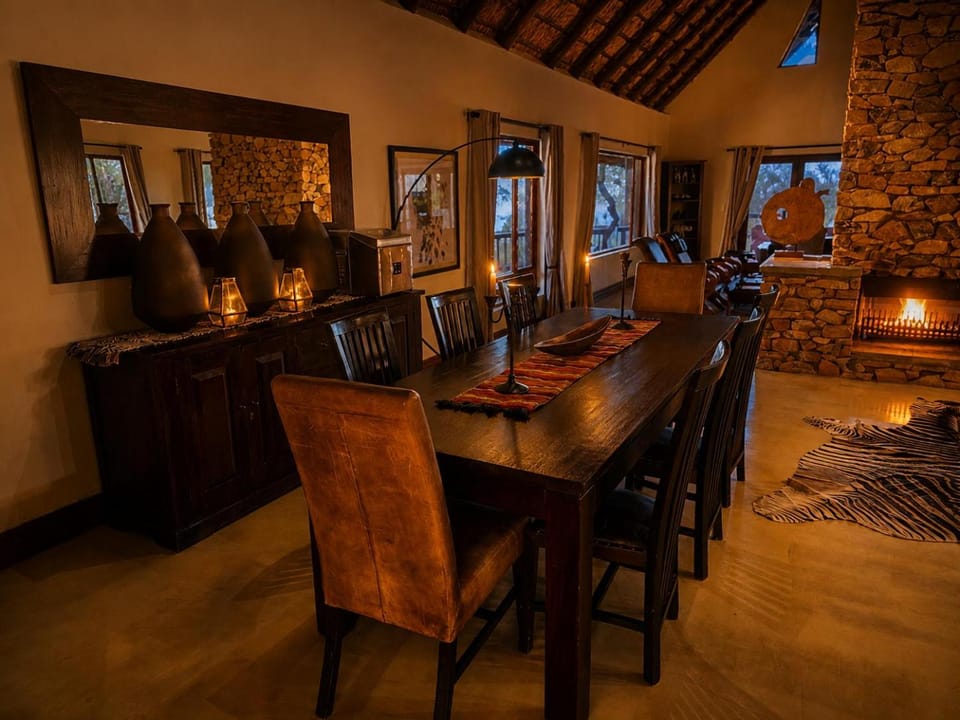 Mingwe Private Game Lodge Nature lodge in North West, South Africa