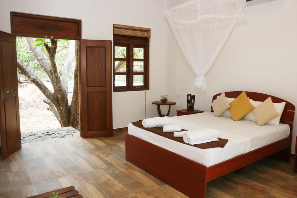 Bedroom, Garden view
