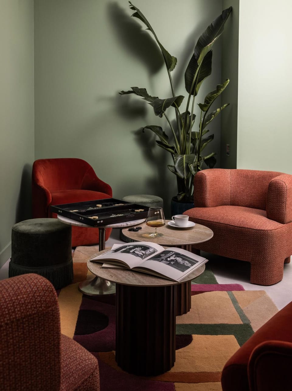 Living room, Seating area