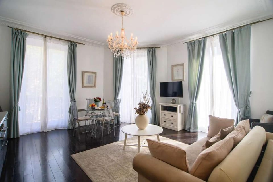 La Charme Du Marais Apartment in Paris