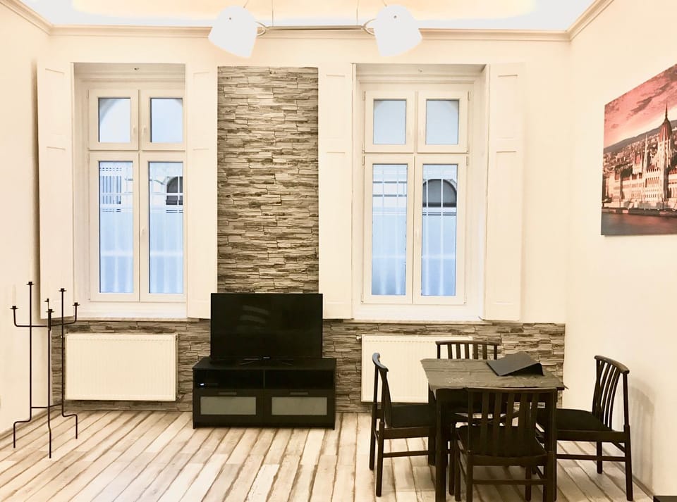 Communal lounge/ TV room, Living room, On site