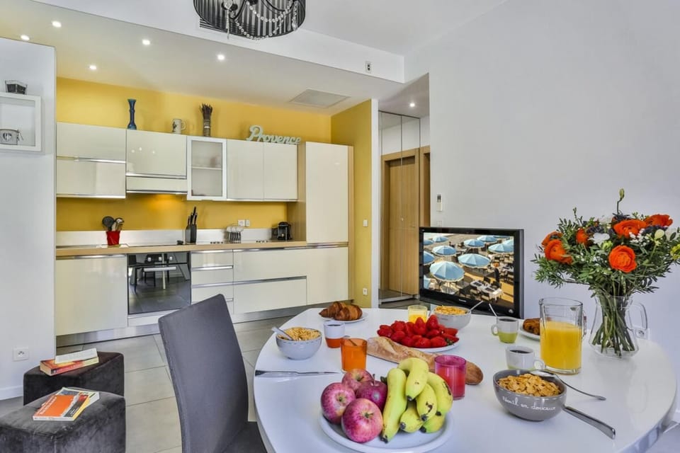 MY CASA - FRANCE 82 D - 2 rooms - Terrace - 1 min to the Sea Apartment in Nice