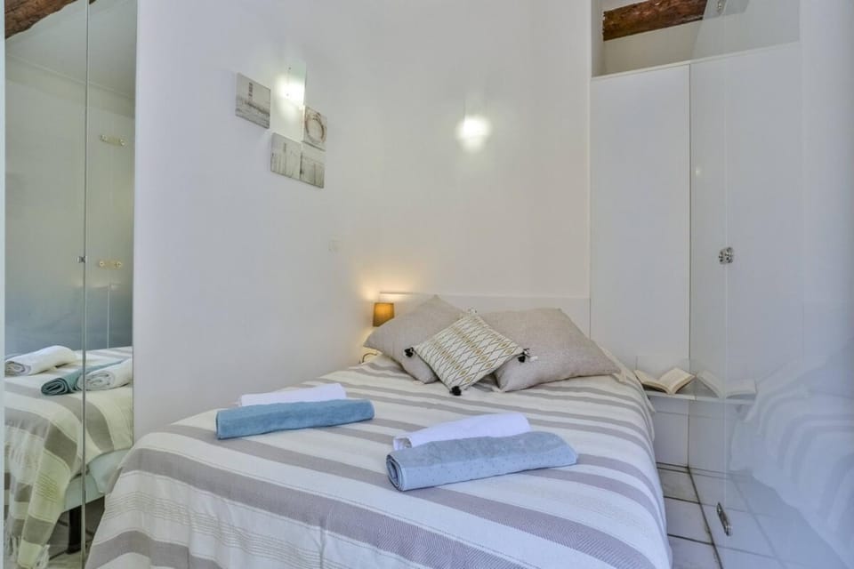 MY CASA - MARI 117 - City Center Apartment in Nice