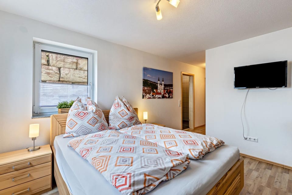 Living room, Bedroom